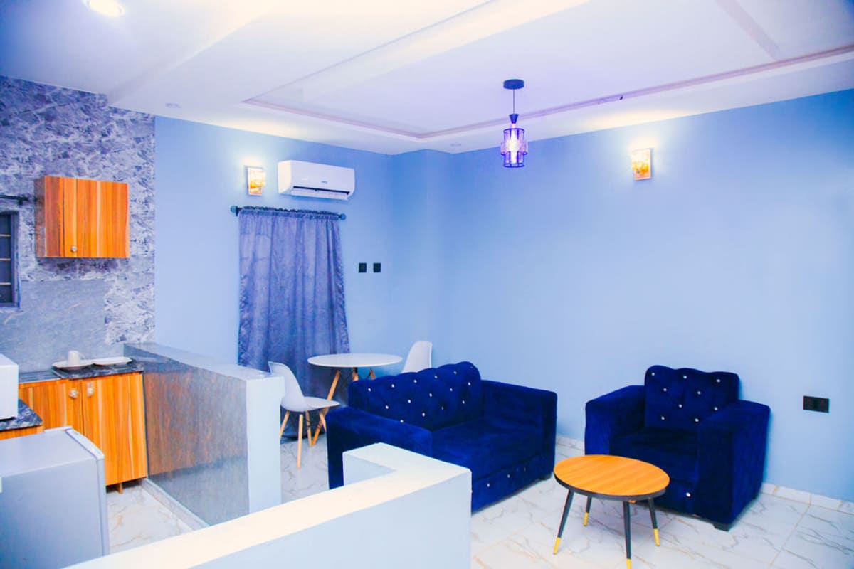 1 Bedroom Apartment